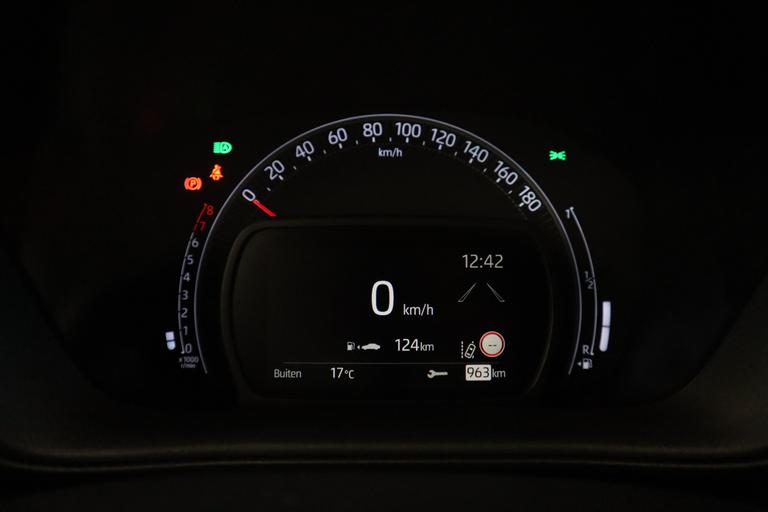 Toyota Aygo X 1.0 VVT-i MT envy JBL audio installatie , 18LMV, Navigatie, 2 jaar garantie mogelijk* (vraag naar de voorwaarden) afbeelding 15