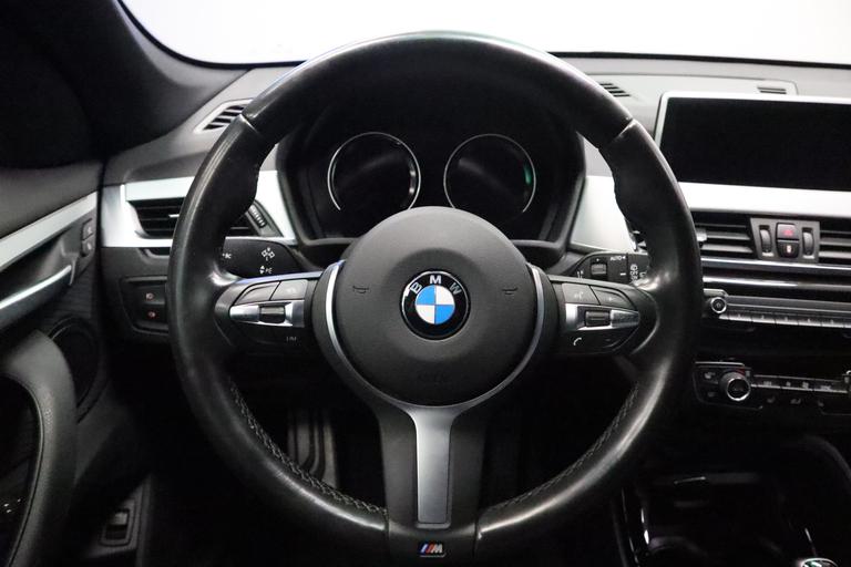 BMW X1 sDrive20i High Executive M-sport Full-led Navigatie 18'lmv 2 jaar garantie mogelijk* (vraag naar de voorwaarden) afbeelding 14