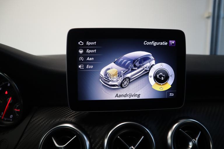Mercedes-Benz A-Klasse 180 Business Solution AMG Upgrade Edition Cruise/Climate Navi NL Auto Automaat 2 jaar garantie mogelijk* (vraag naar de voorwaarden) afbeelding 19