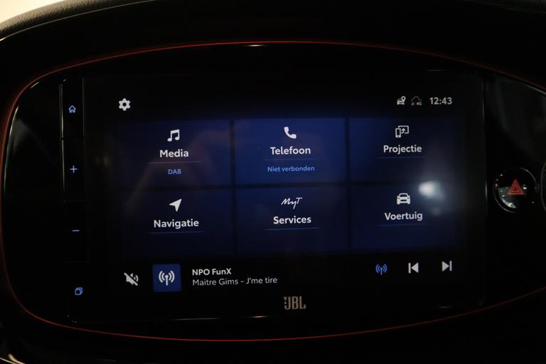 Toyota Aygo X 1.0 VVT-i MT envy JBL audio installatie , 18LMV, Navigatie, 2 jaar garantie mogelijk* (vraag naar de voorwaarden) afbeelding 20