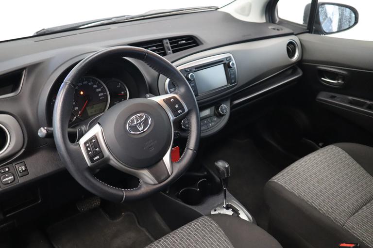 Toyota Yaris 1.3 VVT-i Aspiration Climate Control Achteruit Camera afbeelding 6