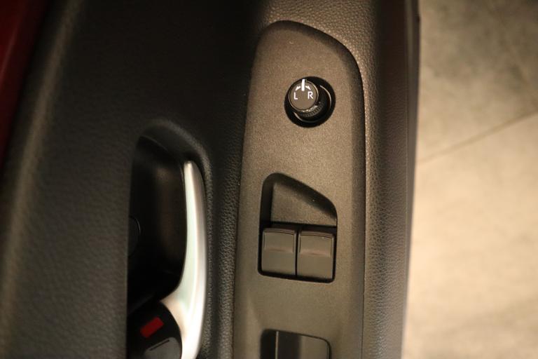 Toyota Aygo X 1.0 VVT-i MT envy JBL audio installatie , 18LMV, Navigatie, 2 jaar garantie mogelijk* (vraag naar de voorwaarden) afbeelding 9