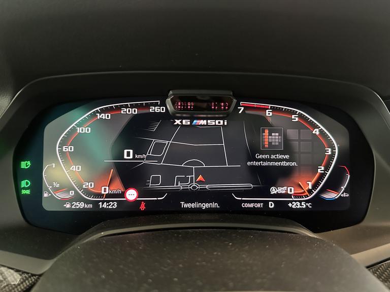 BMW X6 M50i High Executive Panorama  Head up Navigatie Full opties 530 PK V8  Harman Kardon afbeelding 15