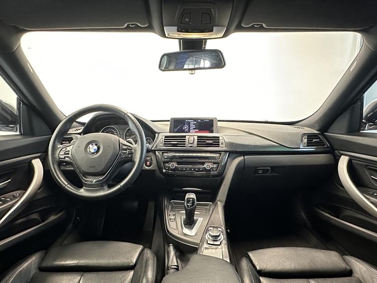 BMW 3-serie Gran Turismo Automaat 320i High Executive Leder inteirieur Navigatie, Cruise Control, 19 LM velgen  el. achterklep. afbeelding 8