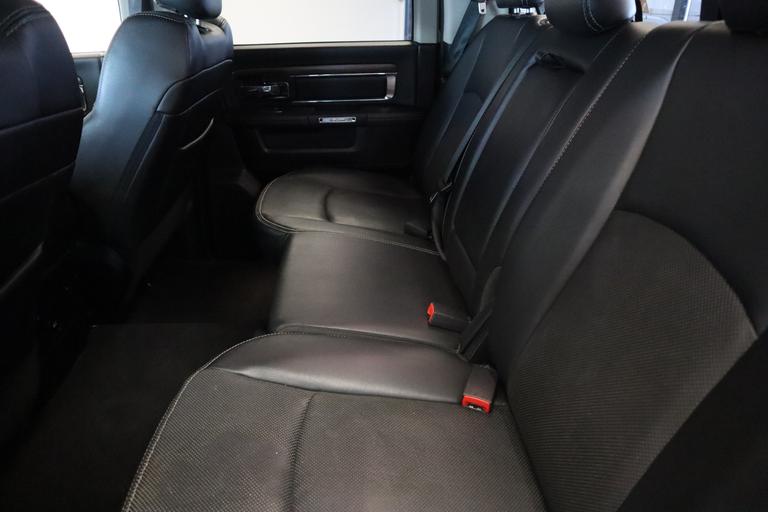 Dodge Ram 1500 5.7 V8 Quad Cab 6'4 Cruise/climate 20''LM Panoramadak NL Auto afbeelding 21