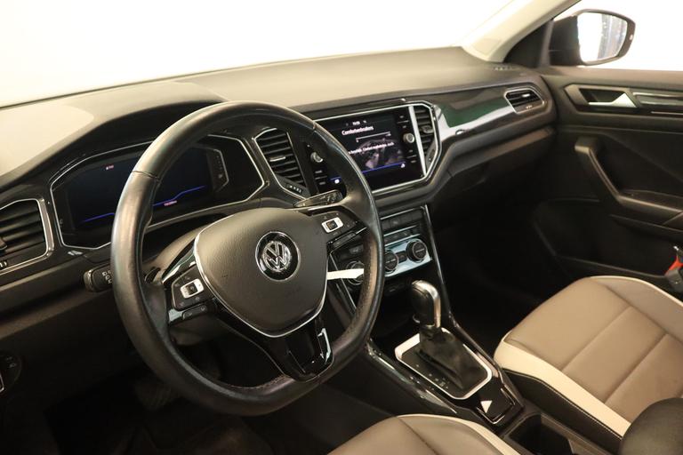 Volkswagen T-Roc 1.5 TSI Sport, Automaat. Navigatie, 17 LMV ,Climate control, 2 jaar garantie mogelijk* (vraag naar de voorwaarden) afbeelding 9