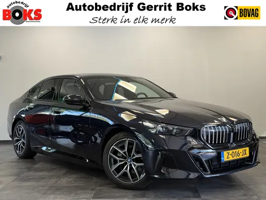 BMW i5 eDrive40 84 kWh Head-Up ACC PDC Trekhaak M-Sport Leder