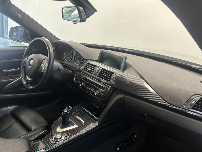 BMW 3-serie Gran Turismo Automaat 320i High Executive Leder inteirieur Navigatie, Cruise Control, 19 LM velgen  el. achterklep. afbeelding 7