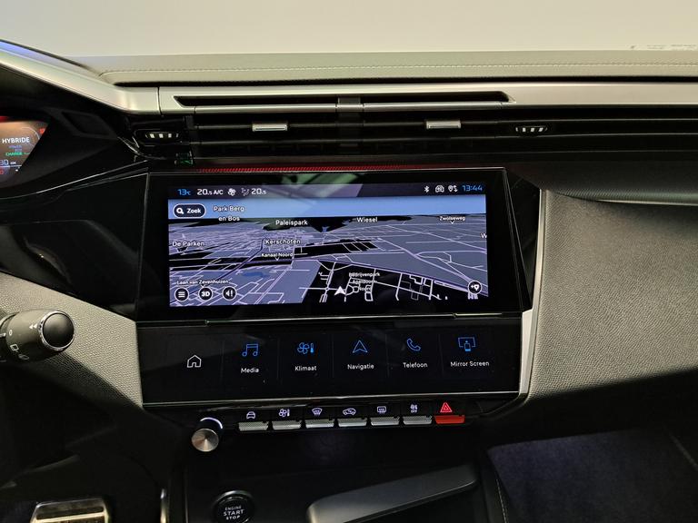 Peugeot 308 1.6 HYbrid 225 GT Pack Business Panoramadak Clima 360 Camera Navi Carplay LM 2 jaar garantie mogelijk* (vraag naar de voorwaarden) afbeelding 14