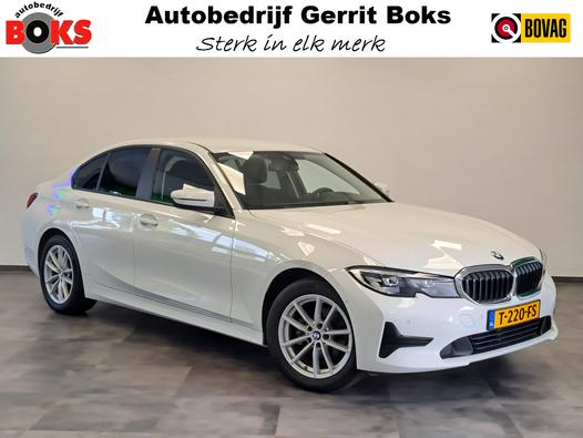 BMW 3 Serie 318i Executive Navigatie Clima Cruise PDC LM 157 PK! 2 jaar garantie mogelijk* (vraag naar de voorwaarden)